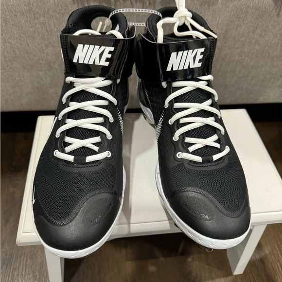 Nike Alpha Huarache Elite 3
Mid Black Mens Sz 8.5 Baseball
Cleats - Picture 1 of 5